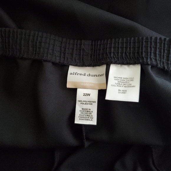 ALBRED DUNNER Women Size 22W Black Pants Polyester New - Picture 3 of 3